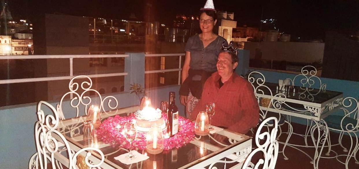 אודייפור Hotel Shiv Palace מראה חיצוני תמונה