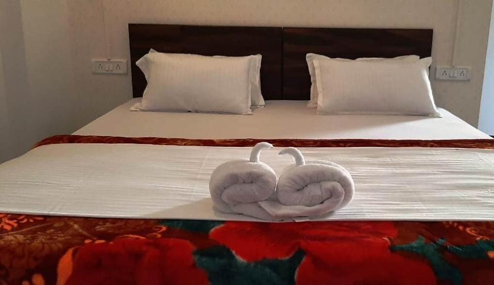 אודייפור Hotel Shiv Palace מראה חיצוני תמונה